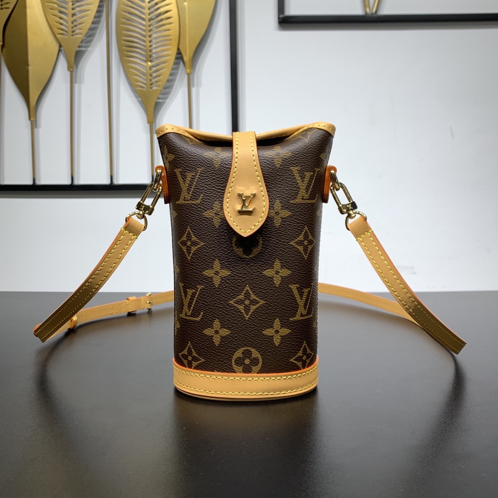 Louis Vuitton Fold Me Pouch